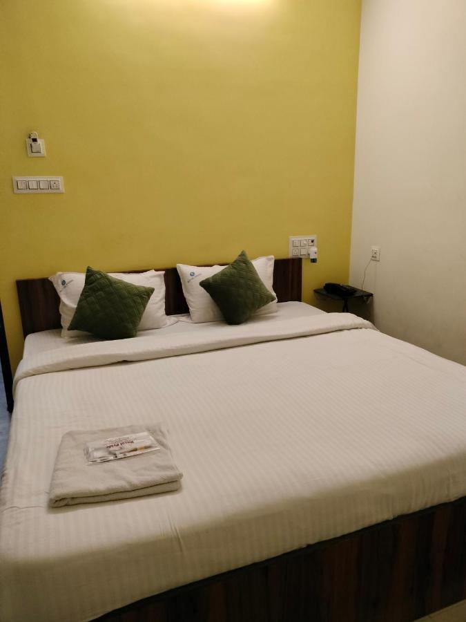 Pph Living Royal Pride Bed & Breakfast Madurai Luaran gambar